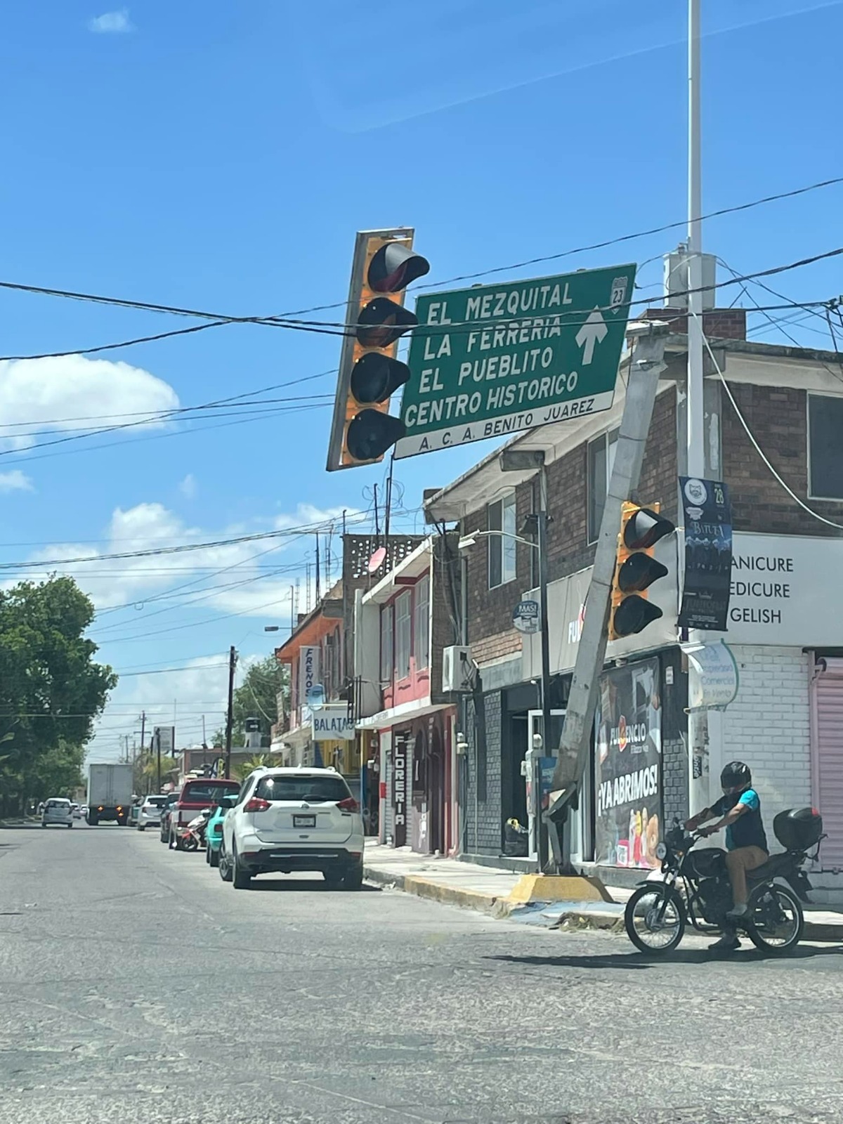 Vientos de hasta 120 km/h azotan a la ciudad de Durango