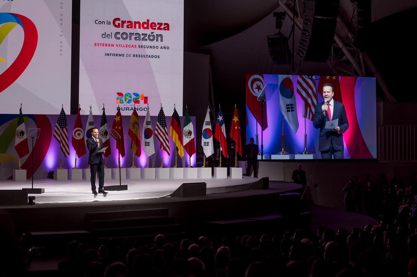 Entrega Esteban Villegas su Segundo Informe de Gobierno