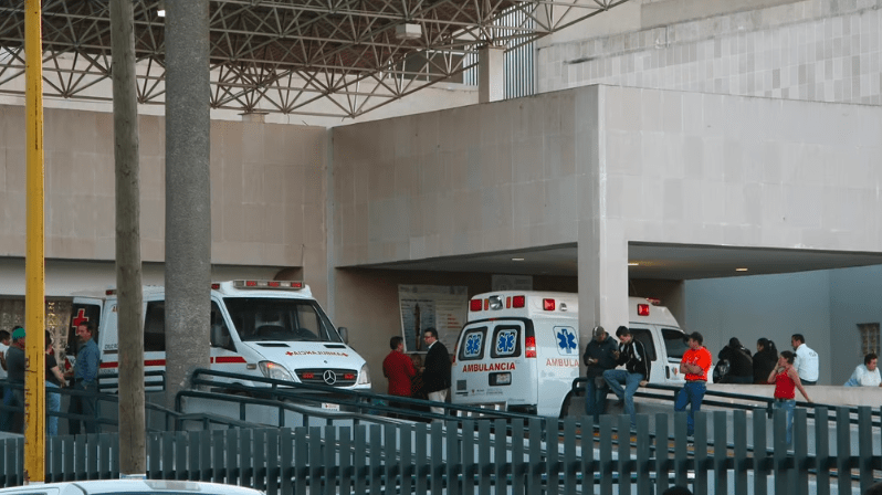 Grave accidente en el Sahuatoba deja a mujer hospitalizada