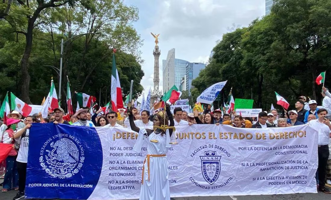 Marchan contra reforma judicial de AMLO