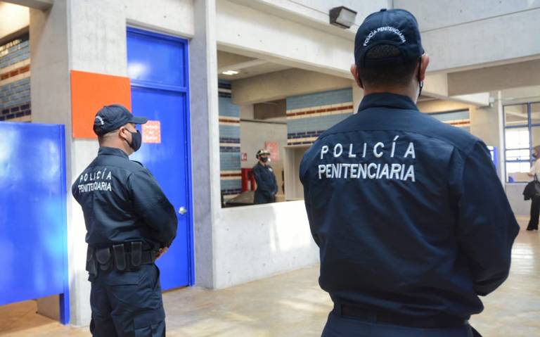 Detienen a dos policías penitenciarios por la fuga de un reo en el Hospital 450