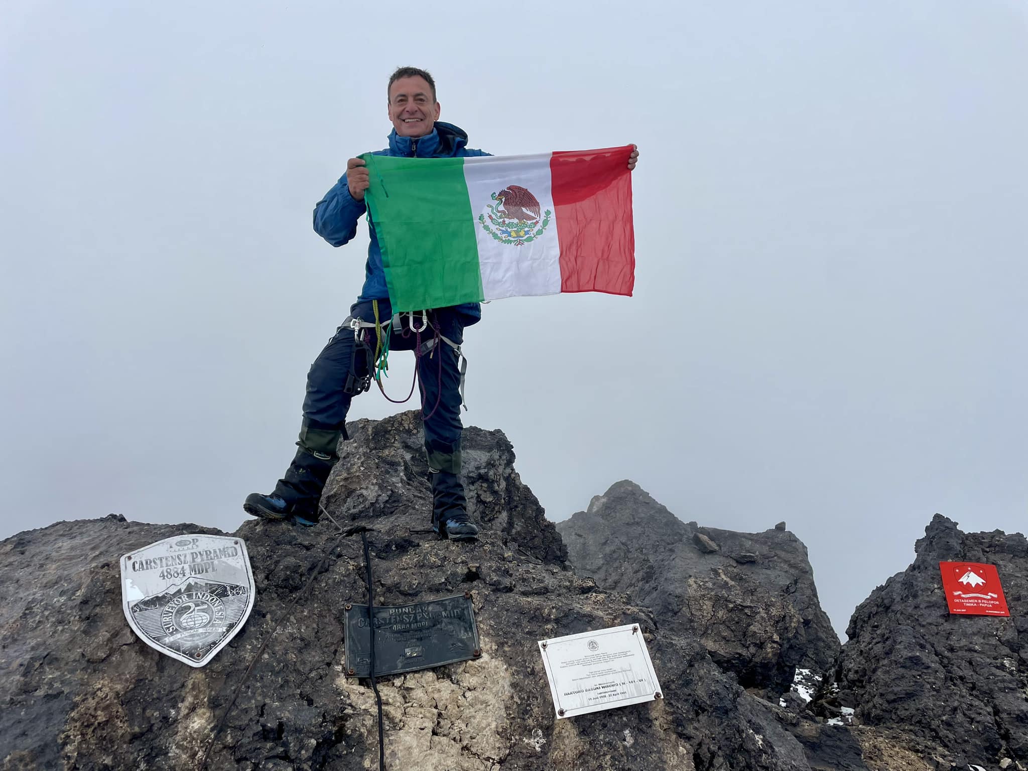 Víctor Maquívar: Un duranguense conquista el Monte Jaya