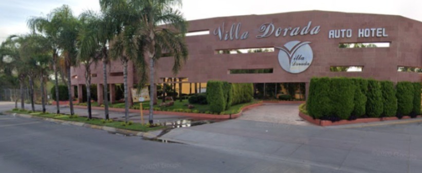 Muere en el motel Villa Dorada