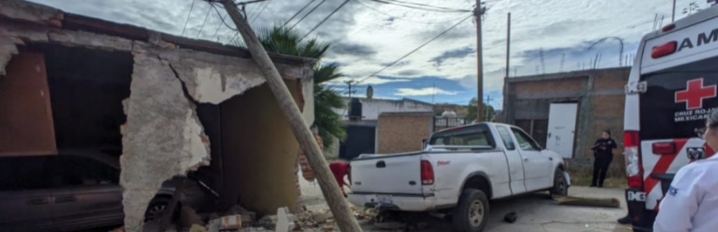 Hombre sufre infarto y muere tras chocar contra una casa