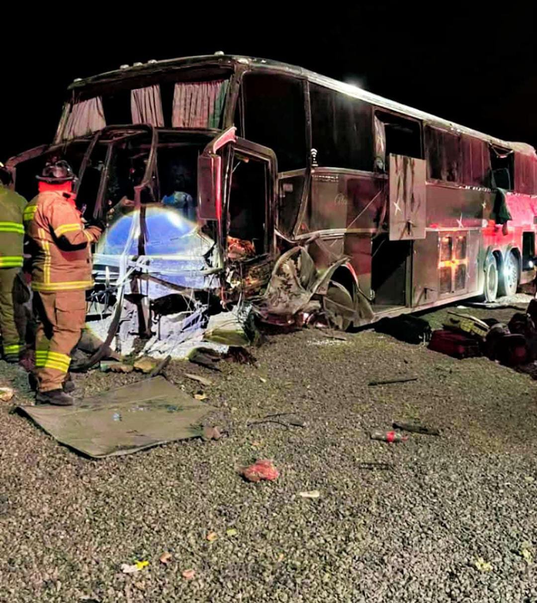 Venían de pasar Año Nuevo en Mazatlán: su autobús se quedó sin frenos en la Supercarretera