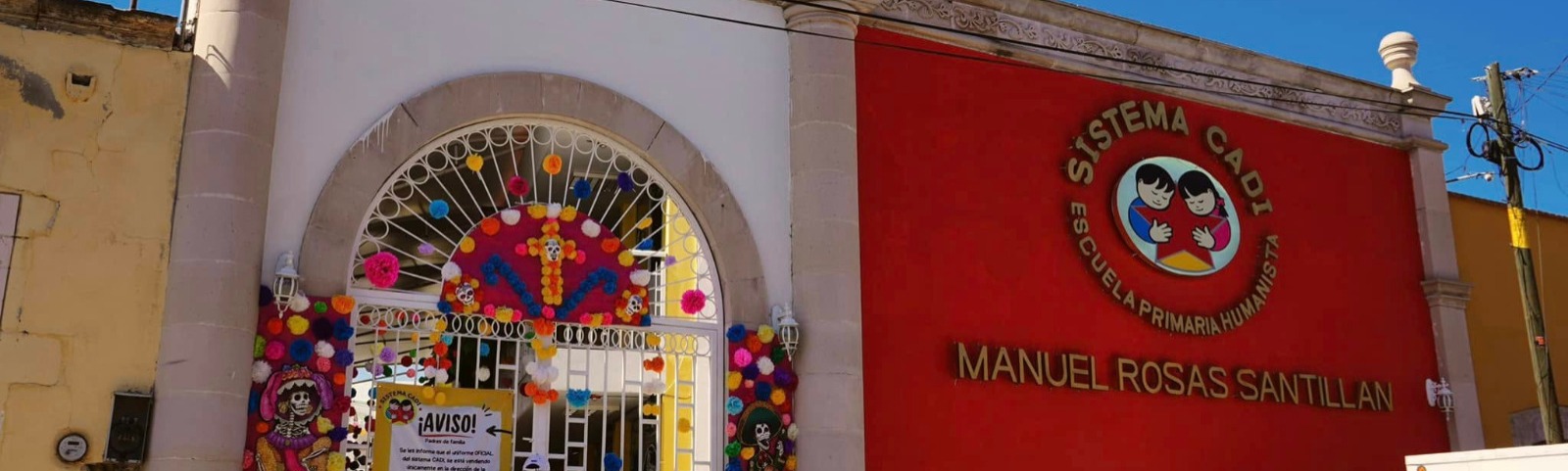 Niegan clases a estudiantes del CADI por falso incumplimiento de cuotas