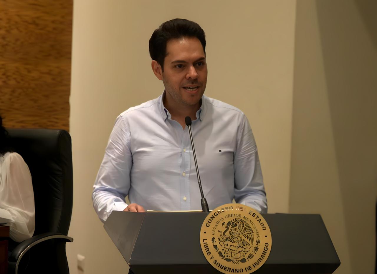 Proponen eliminar impuestos a productores de mezcal artesanal en Durango