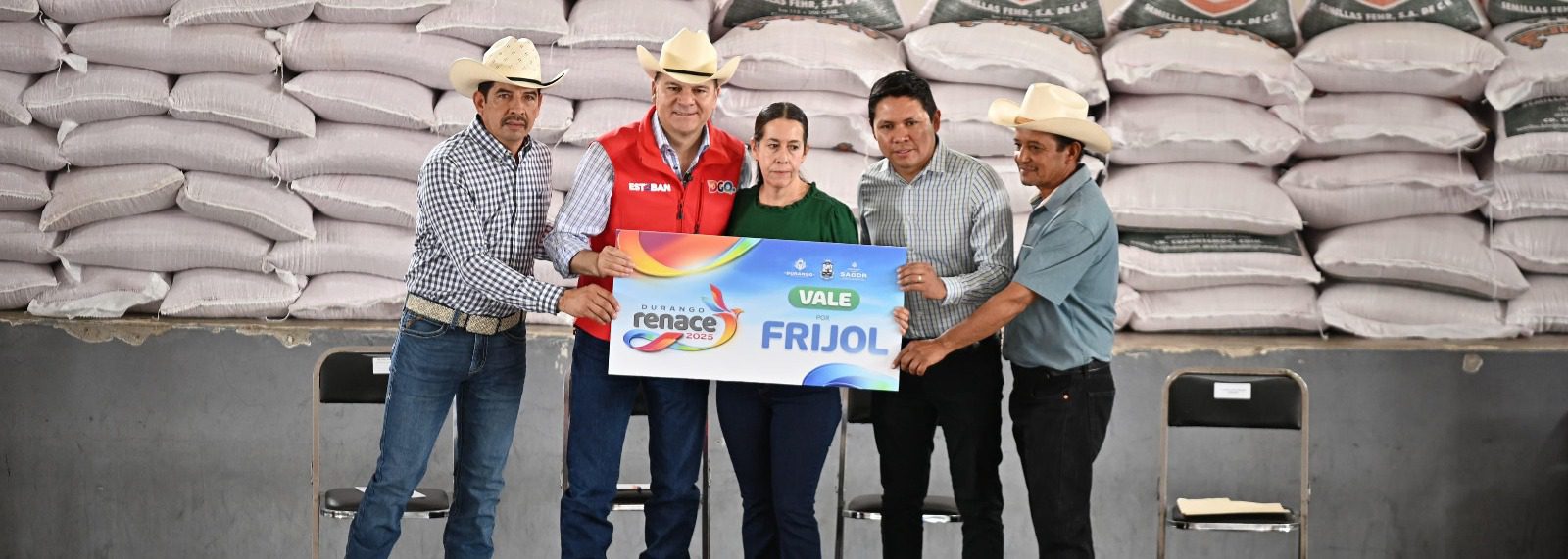 Entregan semilla de frijol y avena a productores de Canatlán