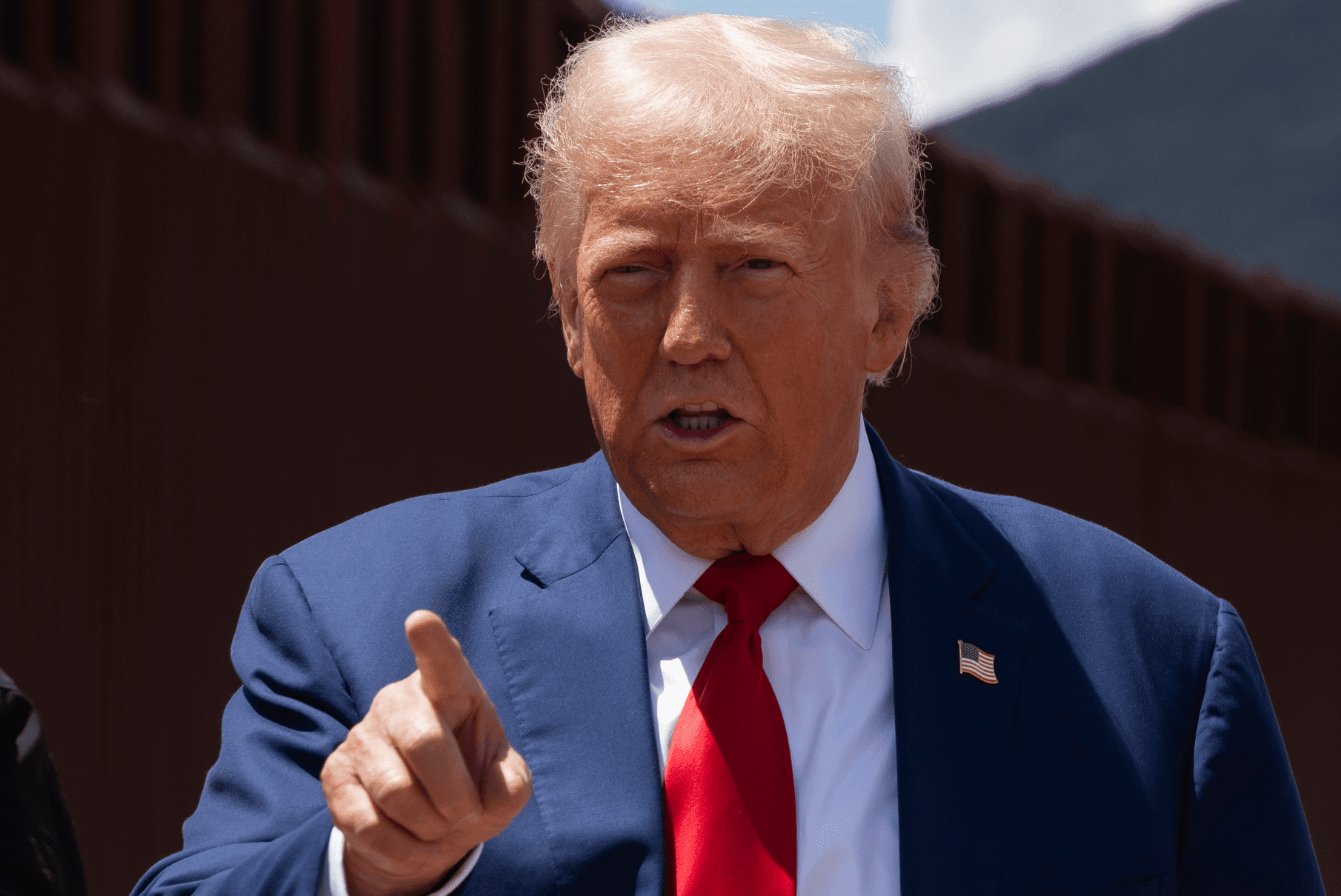 Trump revienta tras violación de tregua: “No estoy contento con Israel… ni con Irán”