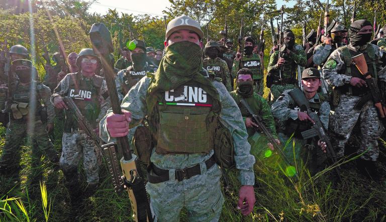 CJNG recluta a jóvenes en restaurantes de comida rápida en Jalisco