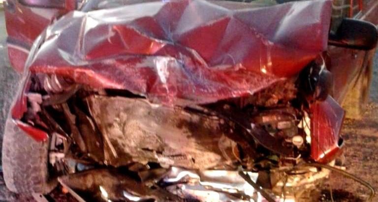 Volcadura en la supercarretera deja a un padre solo con sus hijos tras la muerte de su esposa