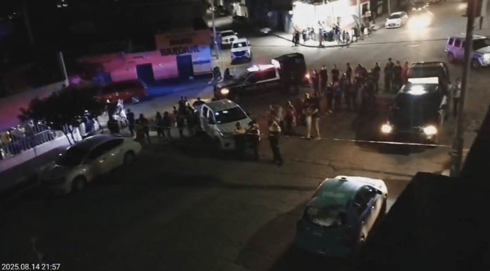 Matan a conductor de Camaro y hieren a un policía en la colonia Santa María