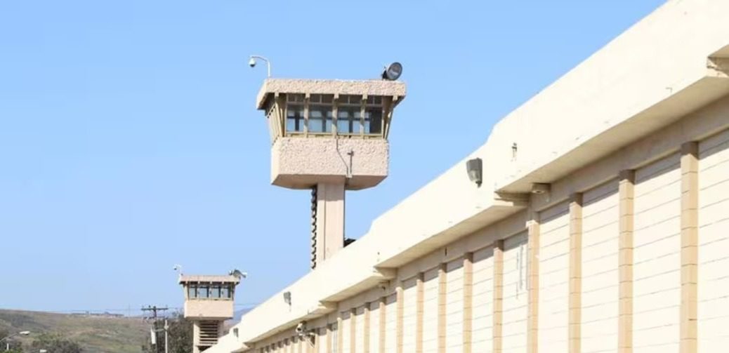 Internas del CERESO de Tijuana rompen las reglas y transmiten en vivo desde el penal: “Que manden dinero”, dicen a sus espectadores