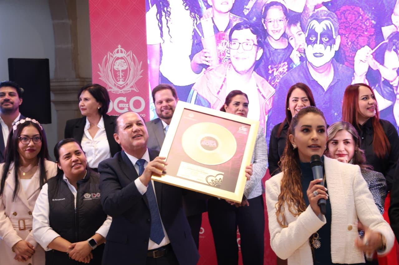 DIF Estatal entrega reconocimiento al Congreso por su participación en la Marea Rosa 2025
