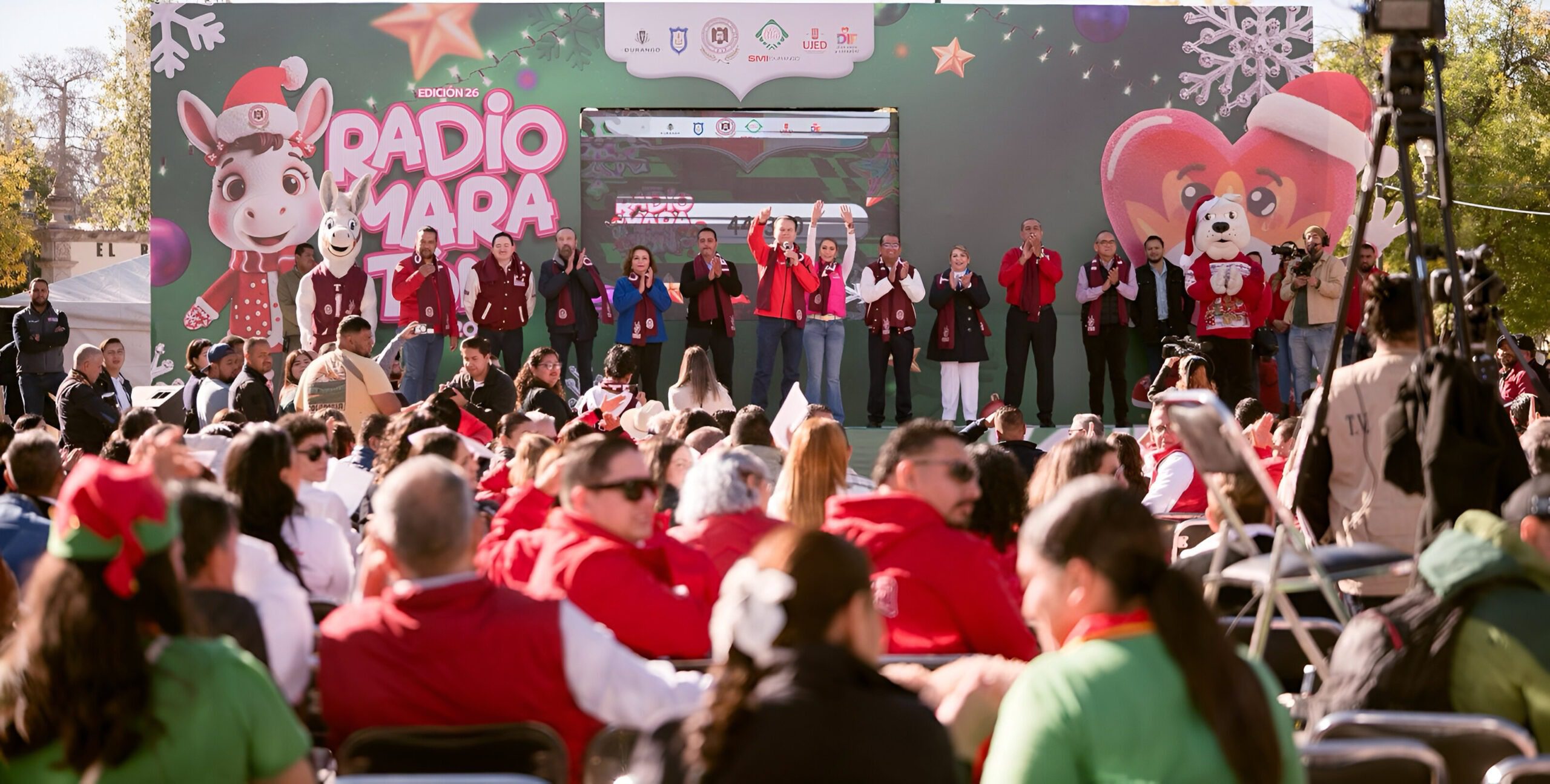 Radio Maratón 2025 comienza con la donación de más de 40 mil juguetes