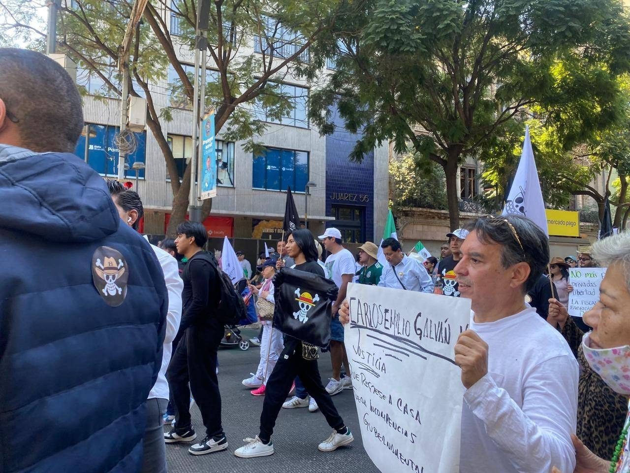 Exigen justicia por Carlos Emilio en la marcha de la Generación Z en el Zócalo