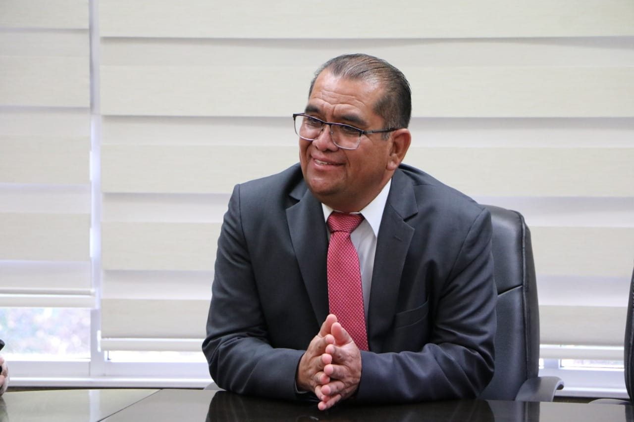 Al Director del ITD le importa mas un cargo político que la escuela