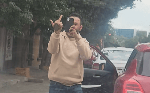 Denuncian en redes el comportamiento agresivo de un automovilista en calles del centro