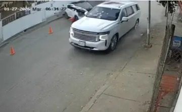 Balean vehículo del Secretario de Seguridad de Culiacán durante persecución