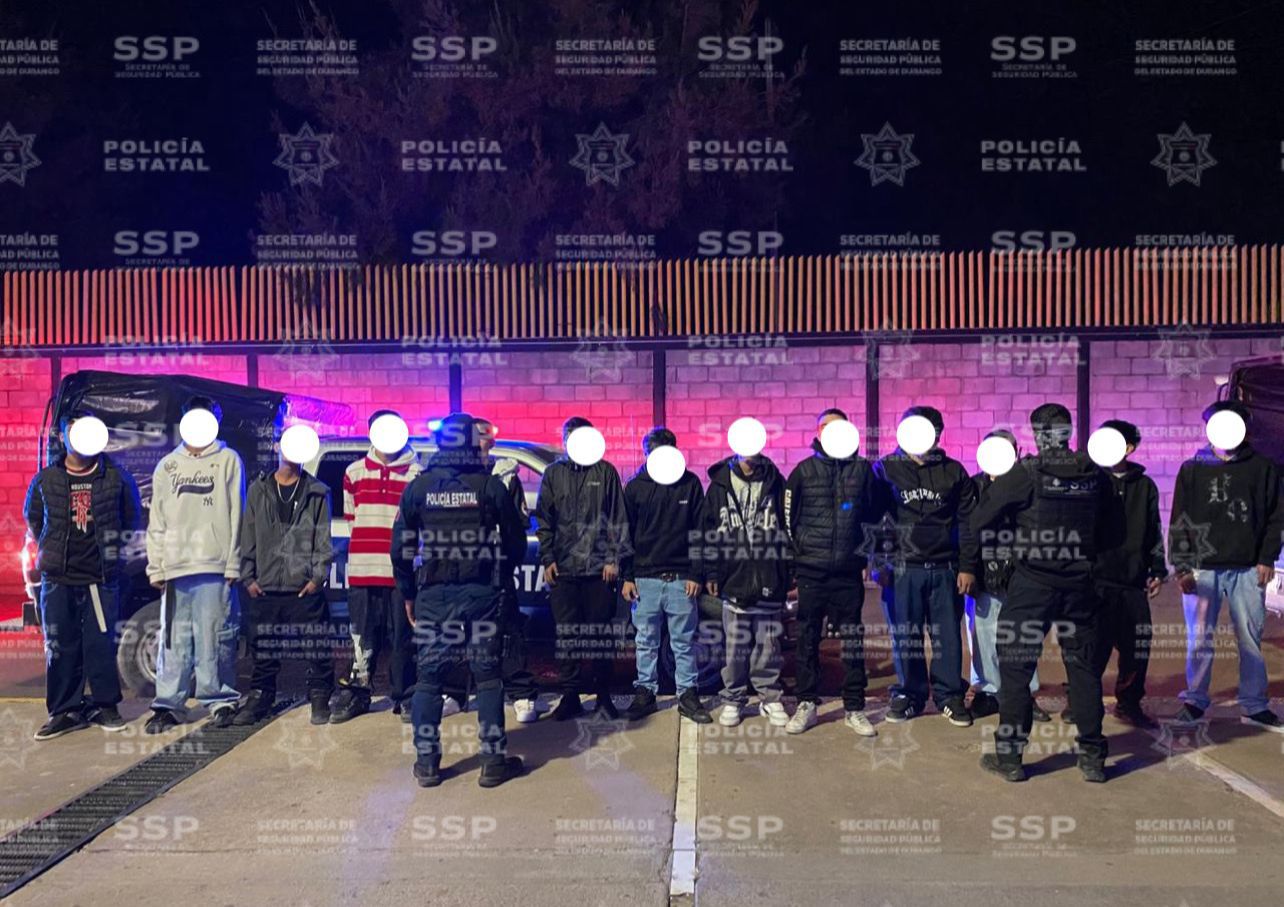 Detienen a menores por beber “aguas locas” en la vía pública