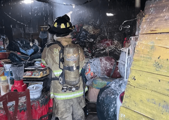 Se incendia vivienda en la colonia Ampliación PRI; no hubo lesionados
