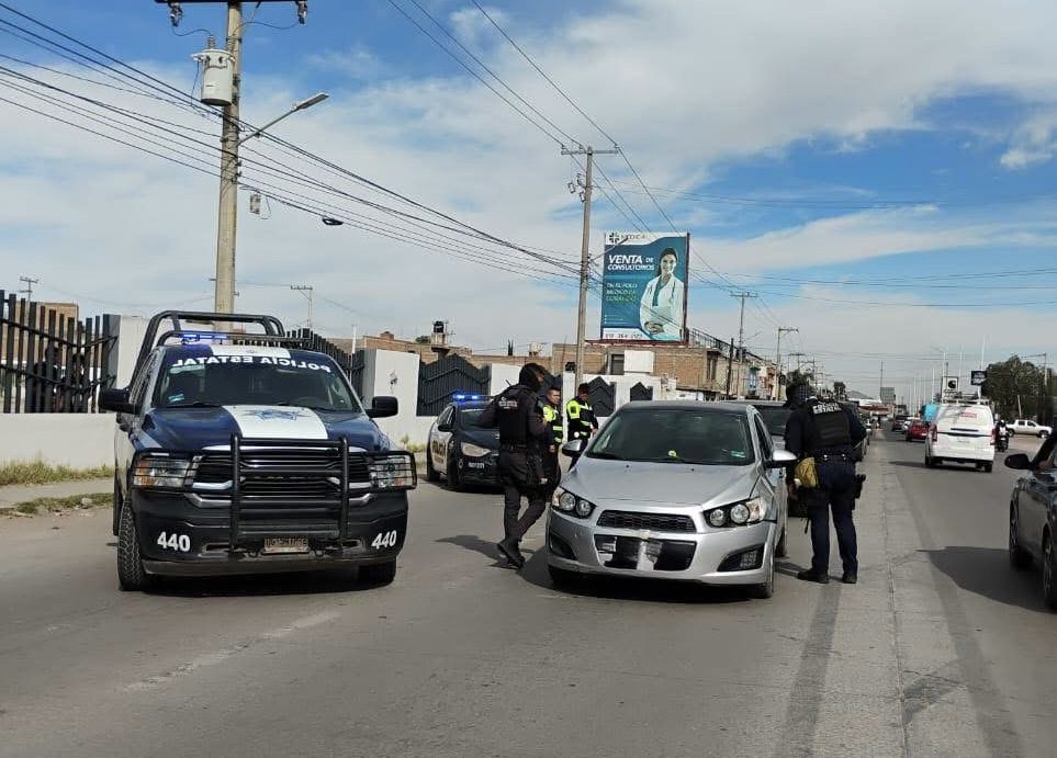 Gobierno de Durango refuerza el control sobre el uso de polarizados, autos sin placas y taxis irregulares