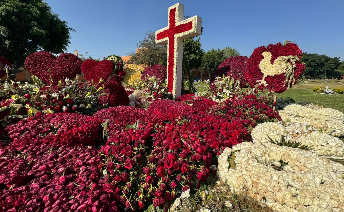 “Halcones” vigilan la tumba de “El Mencho”