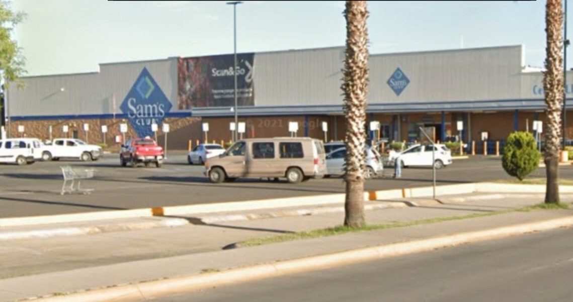 Sam’s Club, bajo revisión por no ofrecer una hora de estacionamiento gratuito