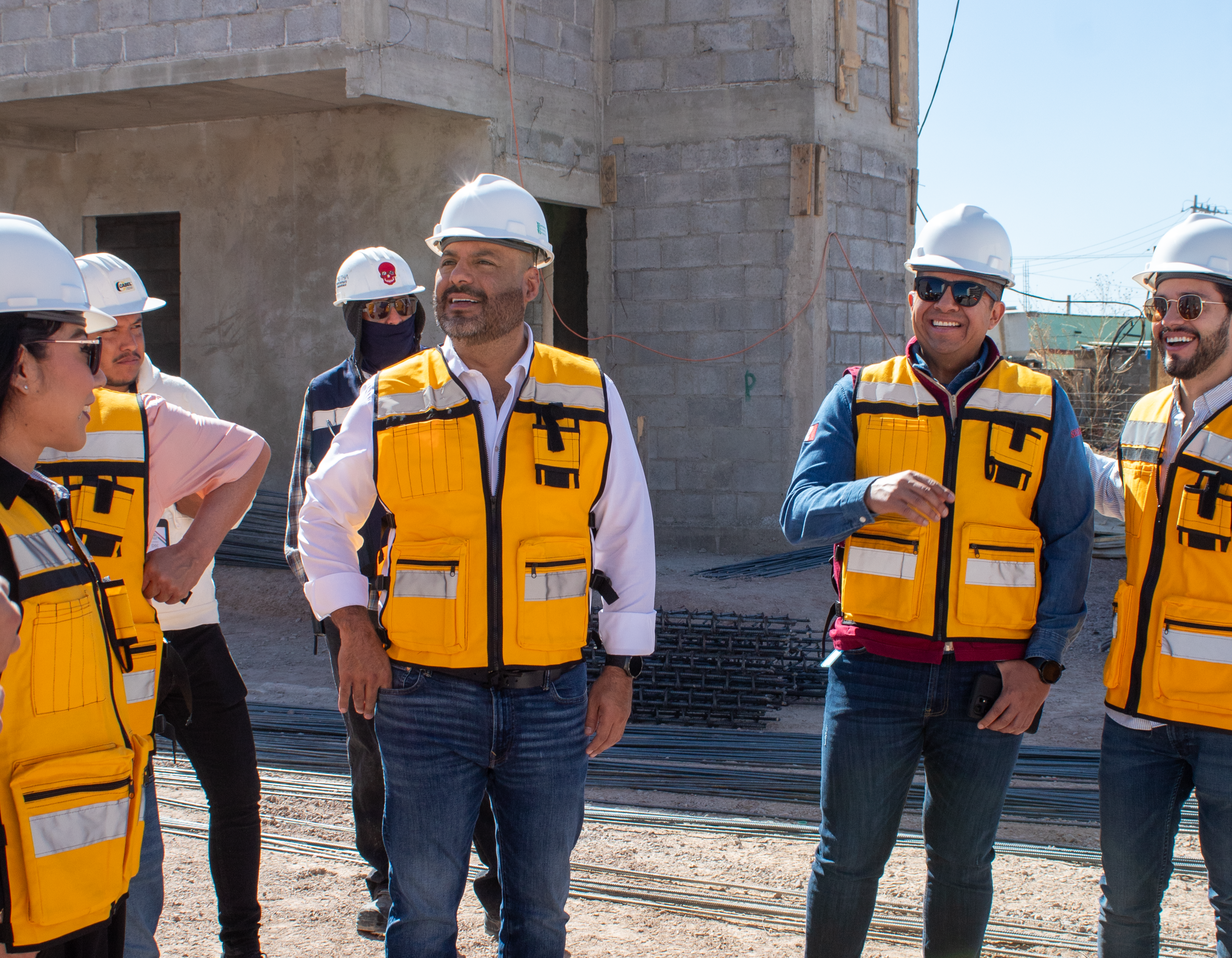 Avanza construcción de Viviendas del Bienestar: Iván Gurrola