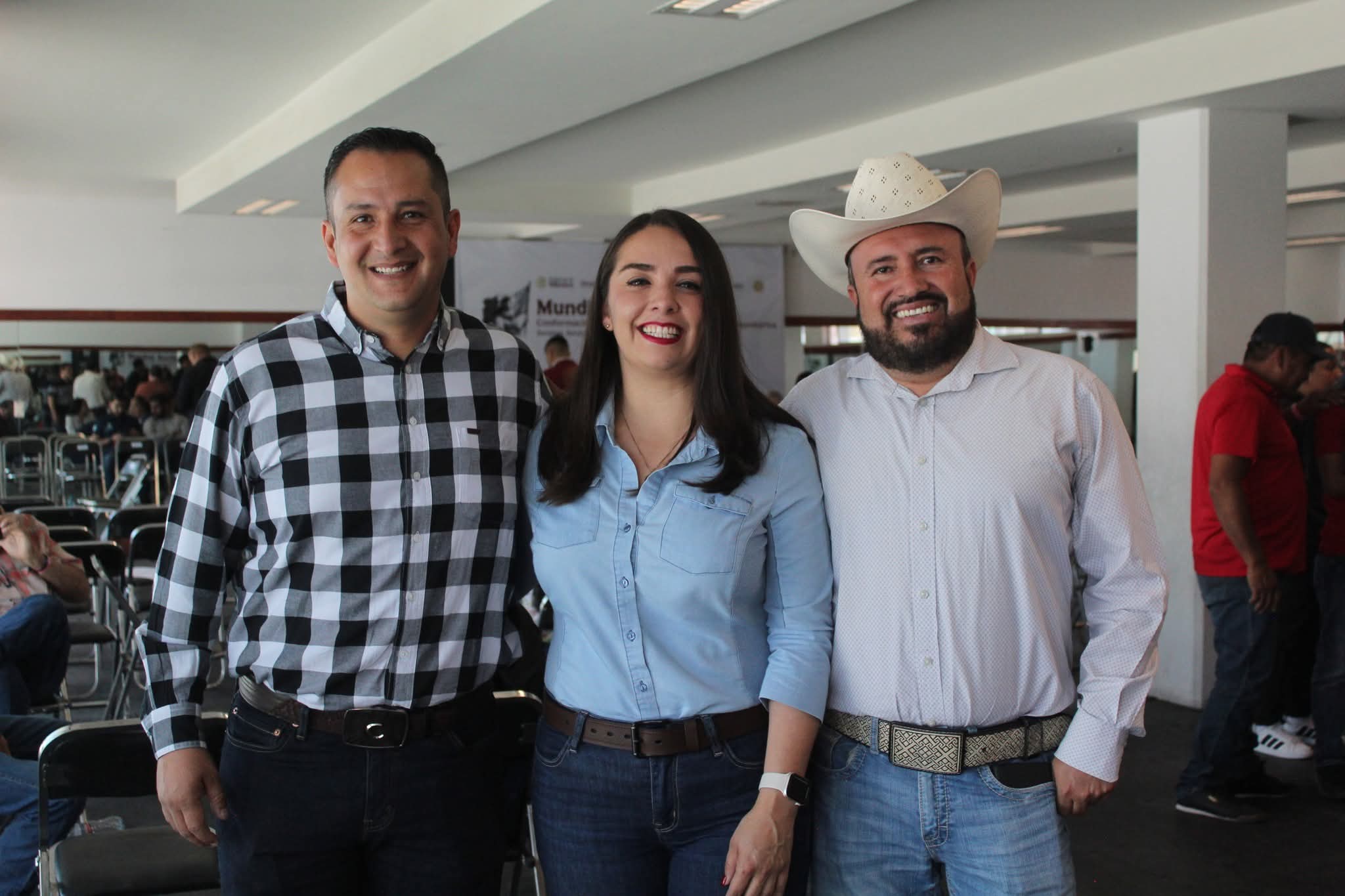 Firman convenio para mejorar espacios deportivos en Vicente Guerrero