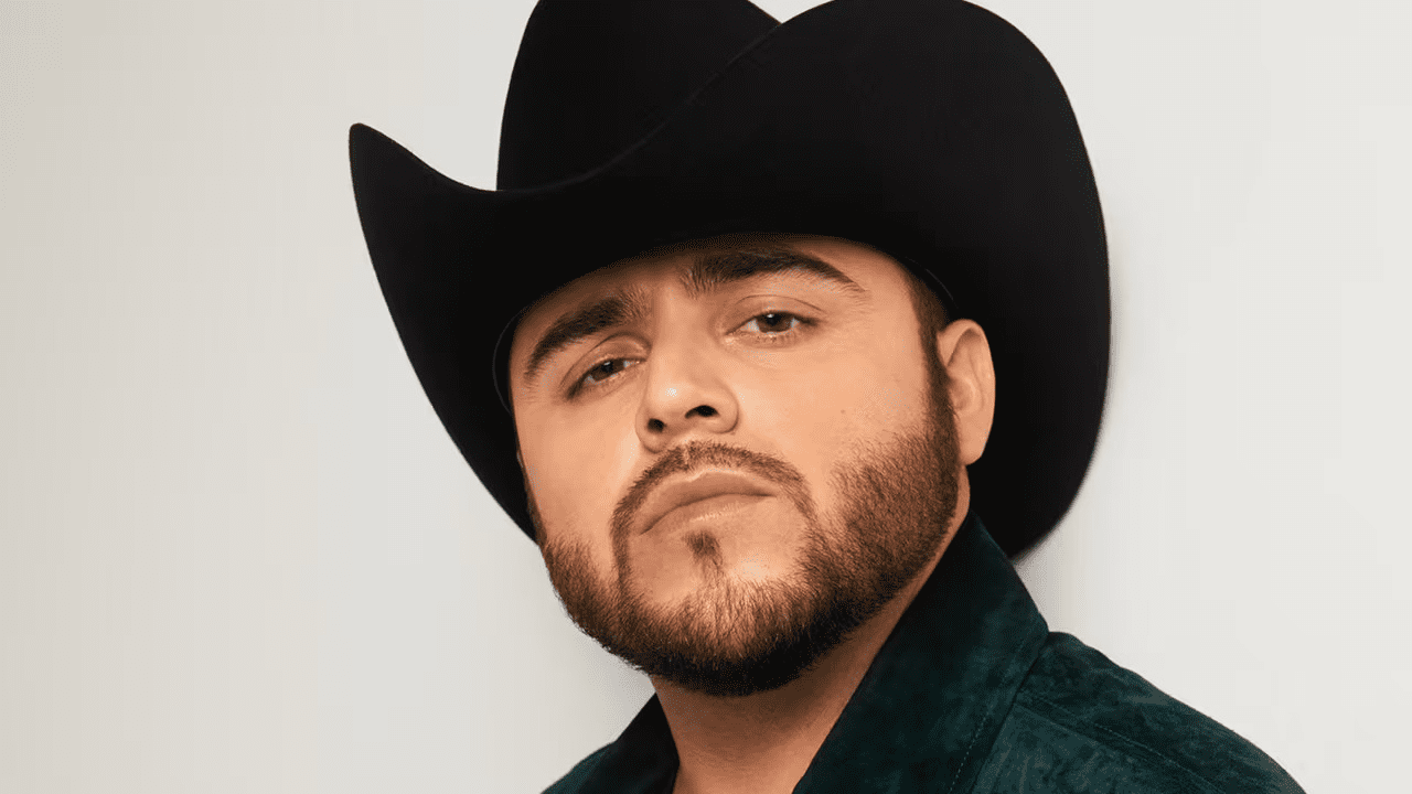 Gerardo Ortiz deberá pagar 1.5 mdd en Estados Unidos y cumplir tres años bajo supervisión tras declararse culpable