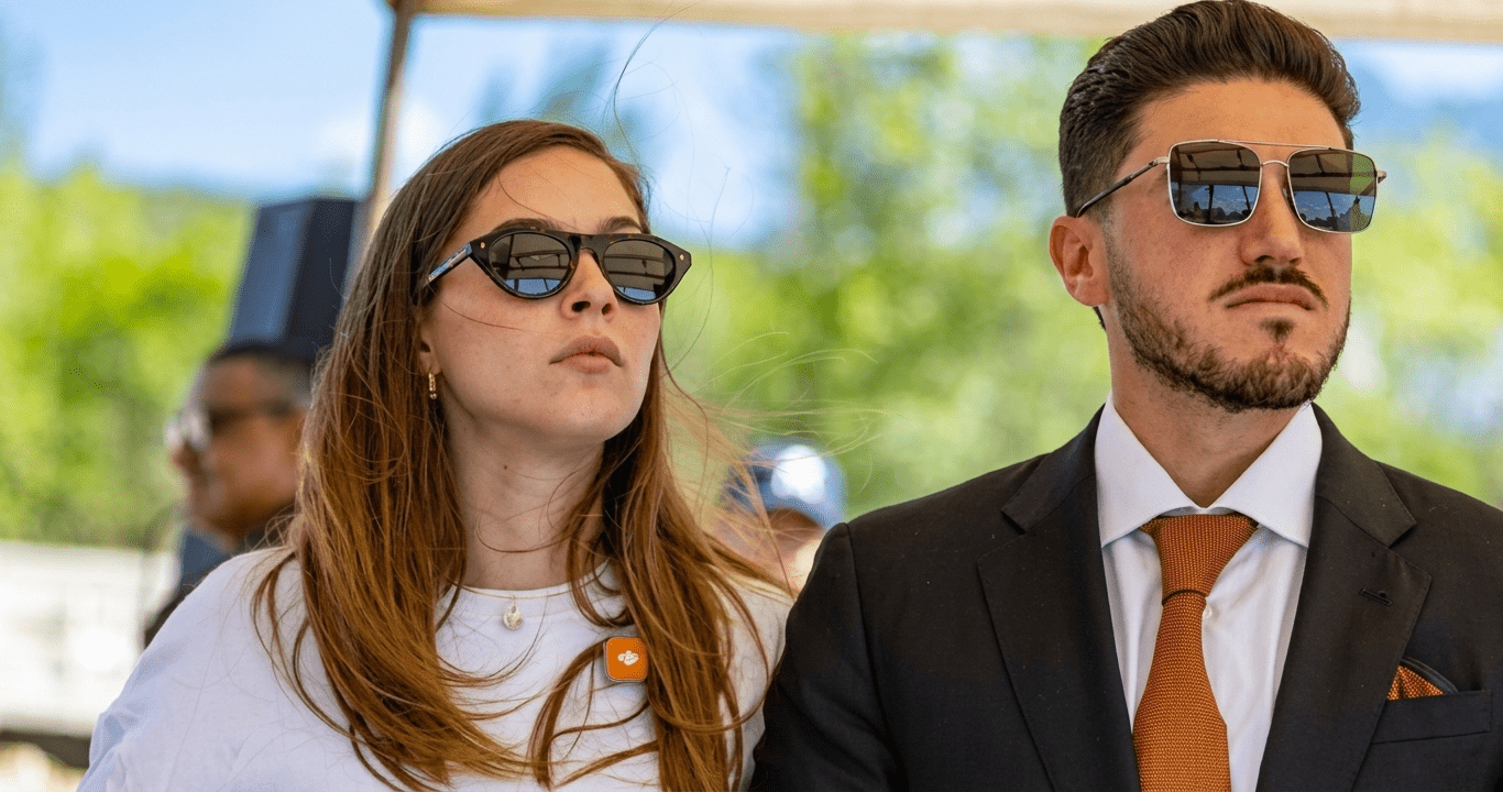 Morena denuncia a Samuel García y Mariana Rodríguez por presunto desvío millonario