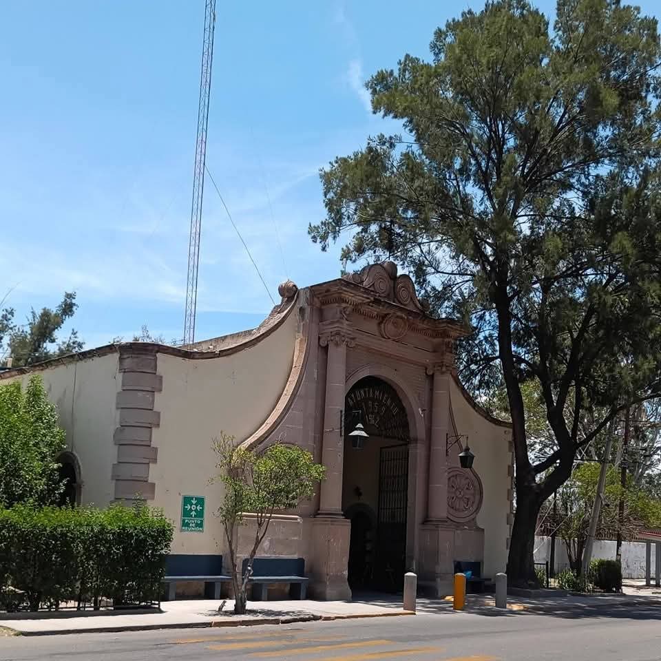 Panteón de Oriente