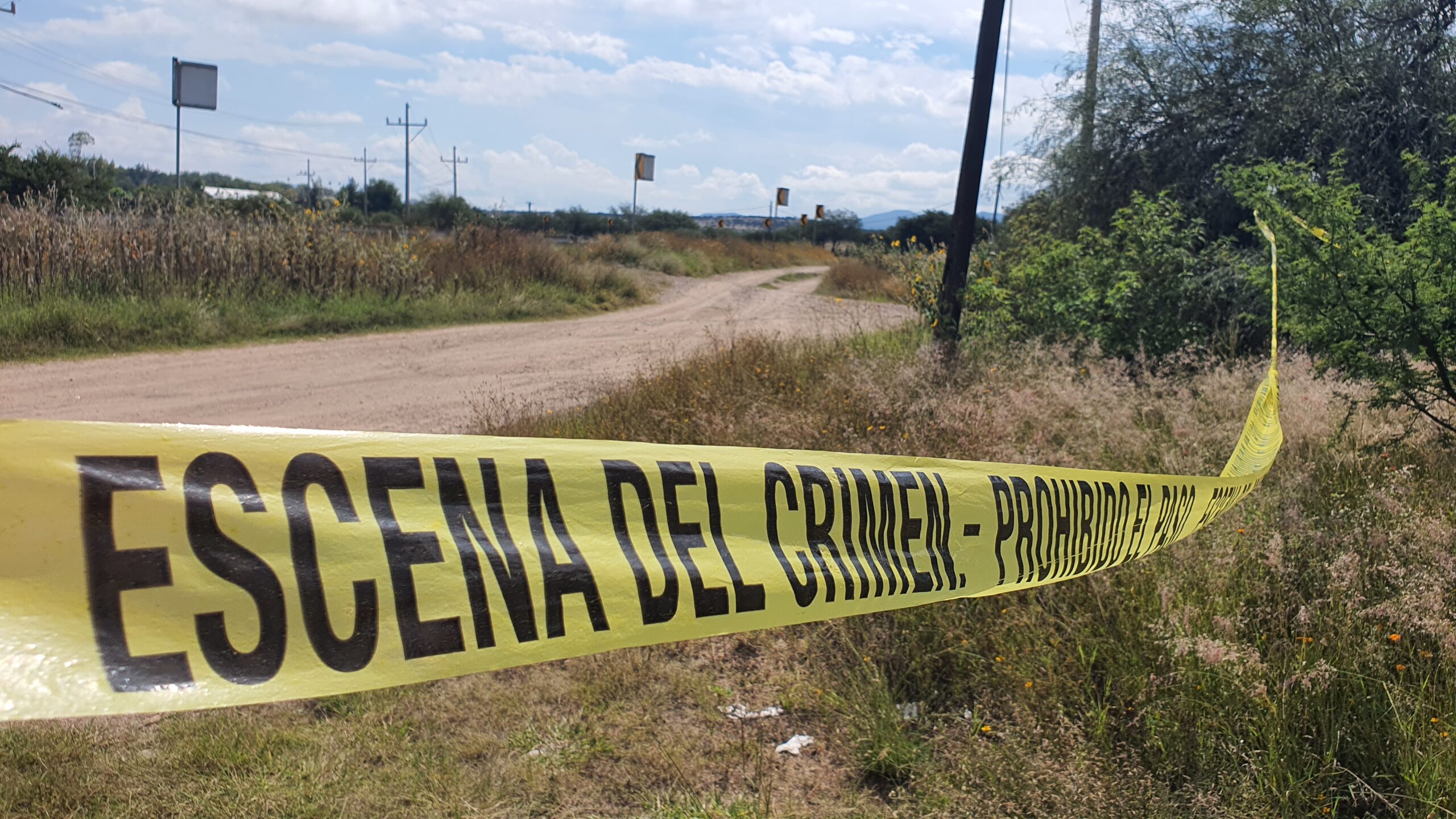 Hallan sin vida a recién nacido en la carretera Mezquital